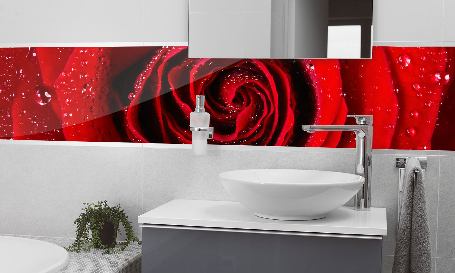 Kuhinjski paneli Rdeča vrtnica - Pleksi steklo - s tiskom za kuhinjo, Stenske obloge PKU0275