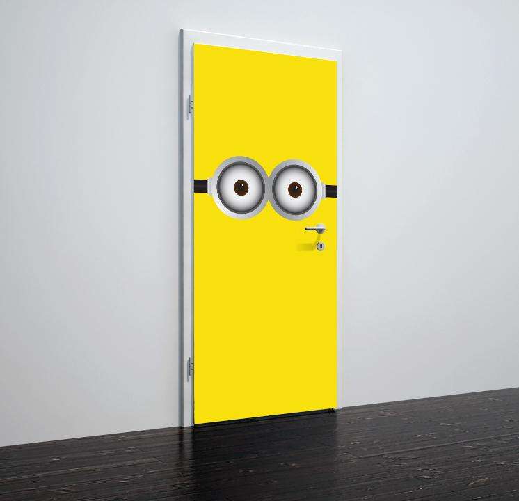 Folija za vrata Minion - TA072-Life-decor.si