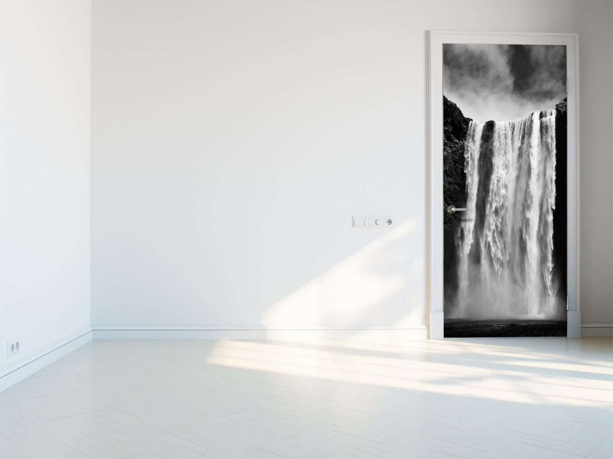 Folija za vrata waterfall b&w – prikaz izdelka