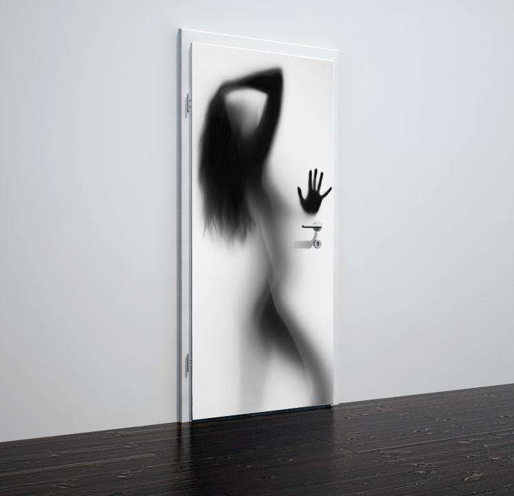 Folija za vrata z motivom woman silhuette in shower