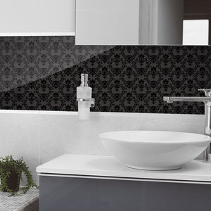 Plošče za kuhinje Black Seamless floral Pattern - PVC plošče / Pleksi steklo - s tiskom za kuhinjo, Zidne obloge PKU367-Life-decor.si