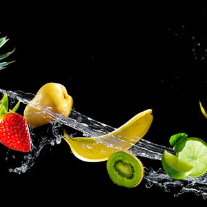 Plošče za kuhinje Fruits with water splash - PVC plošče / Pleksi steklo - s tiskom za kuhinjo, Zidne obloge PKU173-Life-decor.si