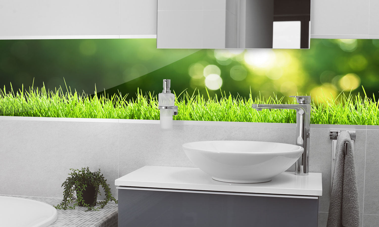 Plošče za kuhinje Green grass - PVC plošče / Pleksi steklo - s tiskom za kuhinjo, Zidne obloge PKU393-Life-decor.si