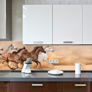 Plošče za kuhinje Horses sand storm - PVC plošče / Pleksi steklo - s tiskom za kuhinjo, Zidne obloge PKU013-Life-decor.si