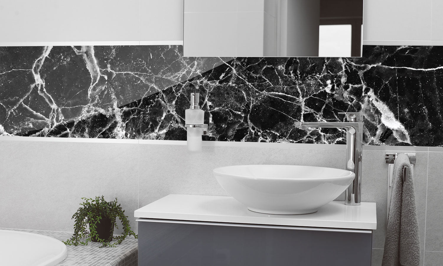 Plošče za kuhinje Marble black white tone - PVC plošče / Pleksi steklo - s tiskom za kuhinjo, Zidne obloge PKU064-Life-decor.si