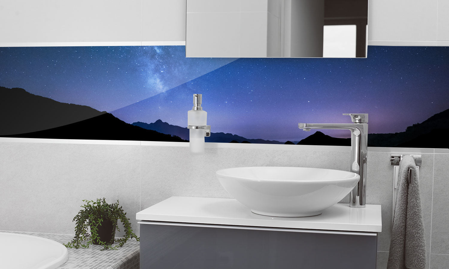 Plošče za kuhinje Night sky stars - PVC plošče / Pleksi steklo - s tiskom za kuhinjo, Zidne obloge PKU248-Life-decor.si