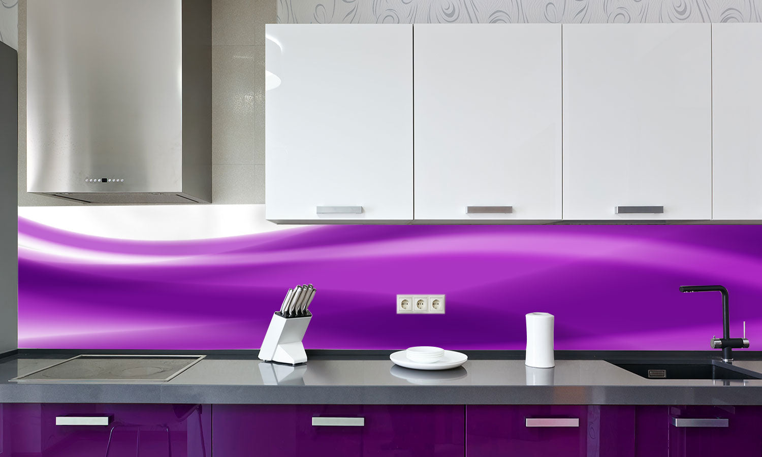 Plošče za kuhinje Purple Lines - PVC plošče / Pleksi steklo - s tiskom za kuhinjo, Zidne obloge PKU045-Life-decor.si