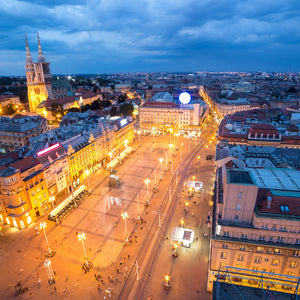 Plošče za kuhinje Zagreb Panorama - PVC plošče / Pleksi steklo - s tiskom za kuhinjo, Zidne obloge PKU241-Life-decor.si