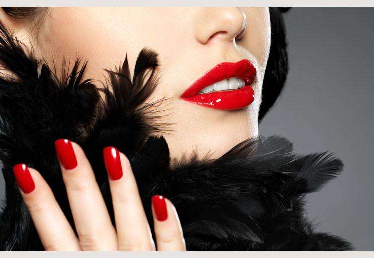 Samolepilne stenske Fototapeta Fashion red nails SW141-Life-decor.si