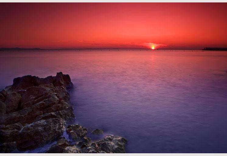 Samolepilne stenske Fototapeta Sunset with rocks SW079-Life-decor.si