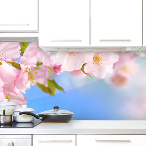 Stakla za kuhinje Cherry blossoms - PVC plošče / Pleksi steklo - s tiskom za kuhinjo, Zidne obloge PKU294-Life-decor.si