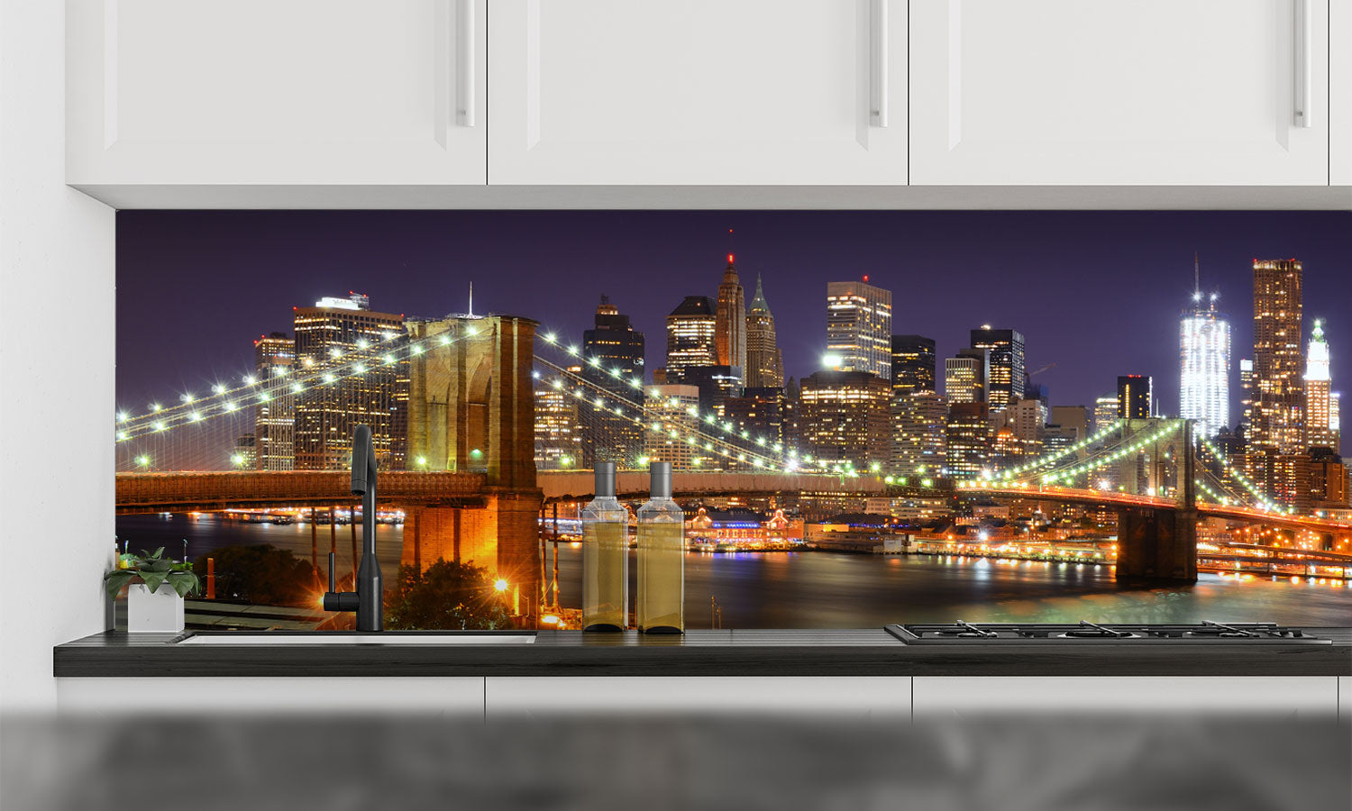 Stakla za kuhinje Manhattan Skyline - PVC plošče / Pleksi steklo - s tiskom za kuhinjo, Zidne obloge PKU301-Life-decor.si