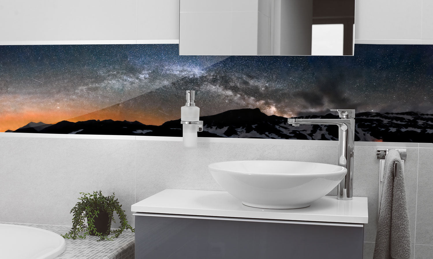 Stakla za kuhinje Milky Way stars panorama - PVC plošče / Pleksi steklo - s tiskom za kuhinjo, Zidne obloge PKU264-Life-decor.si