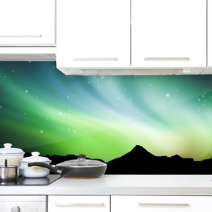 Stakla za kuhinje Northern lights - PVC plošče / Pleksi steklo - s tiskom za kuhinjo, Zidne obloge PKU257-Life-decor.si