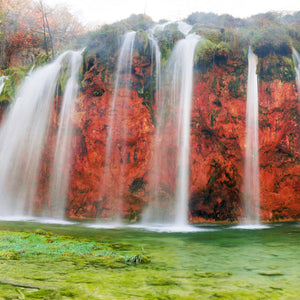 Stakla za kuhinje Plitvice Waterfalls - PVC plošče / Pleksi steklo - s tiskom za kuhinjo, Zidne obloge PKU309-Life-decor.si