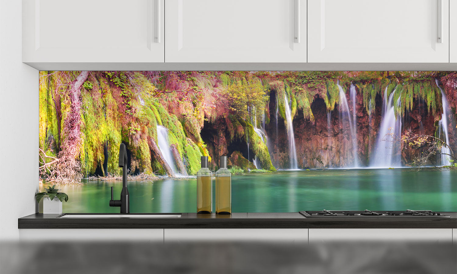 Stakla za kuhinje Plitvice Waterfalls - PVC plošče / Pleksi steklo - s tiskom za kuhinjo, Zidne obloge PKU310-Life-decor.si