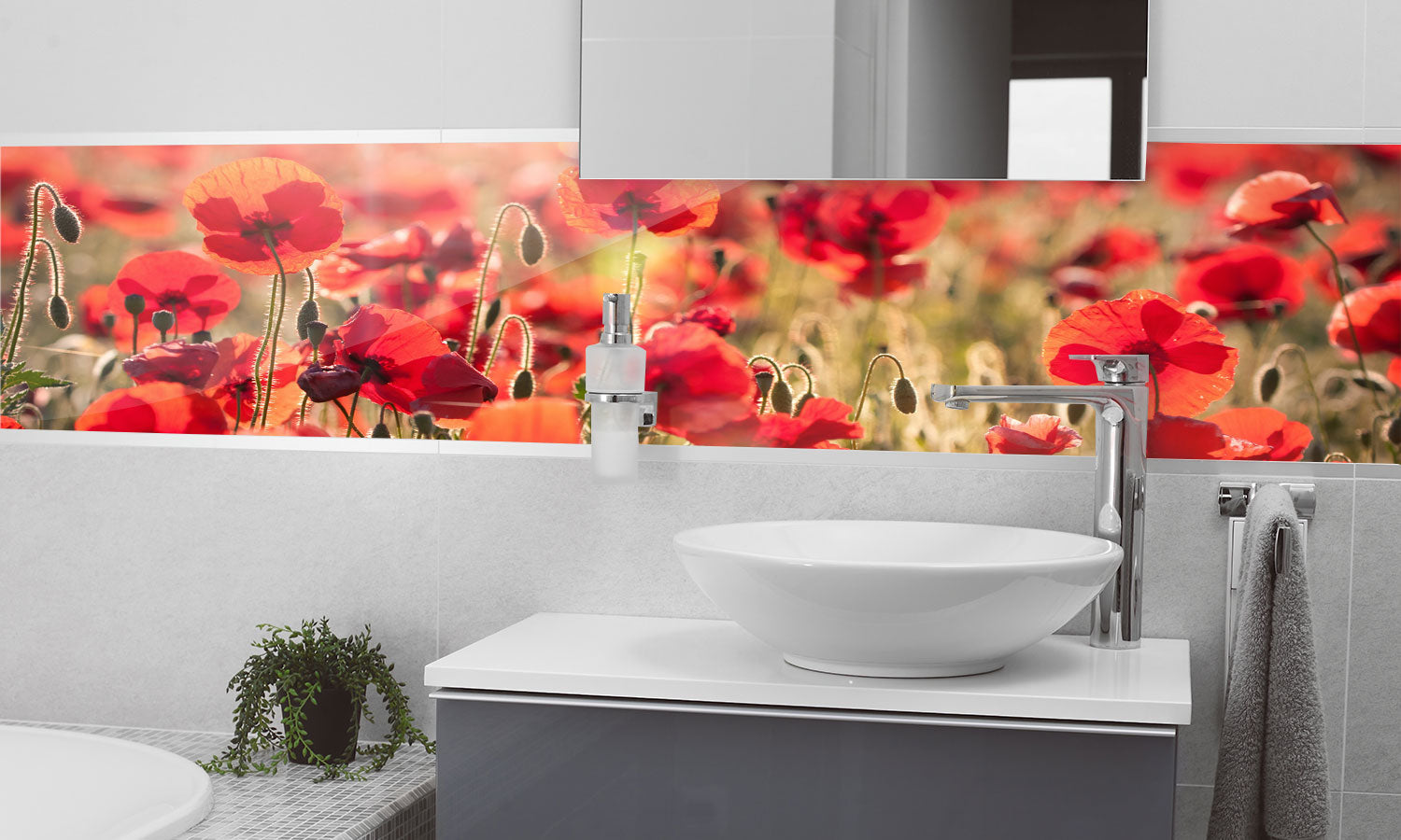 Stakla za kuhinje Tuscan red poppies - PVC plošče / Pleksi steklo - s tiskom za kuhinjo, Zidne obloge PKU299-Life-decor.si