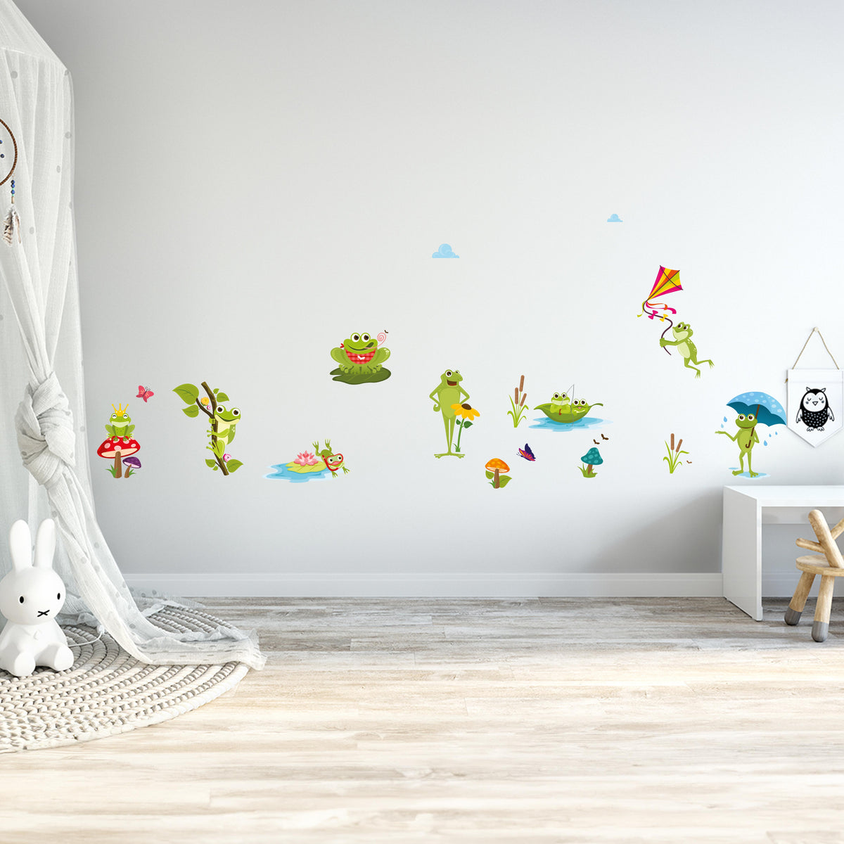 Stenske nalepke  Žabe- Frog - DWS009