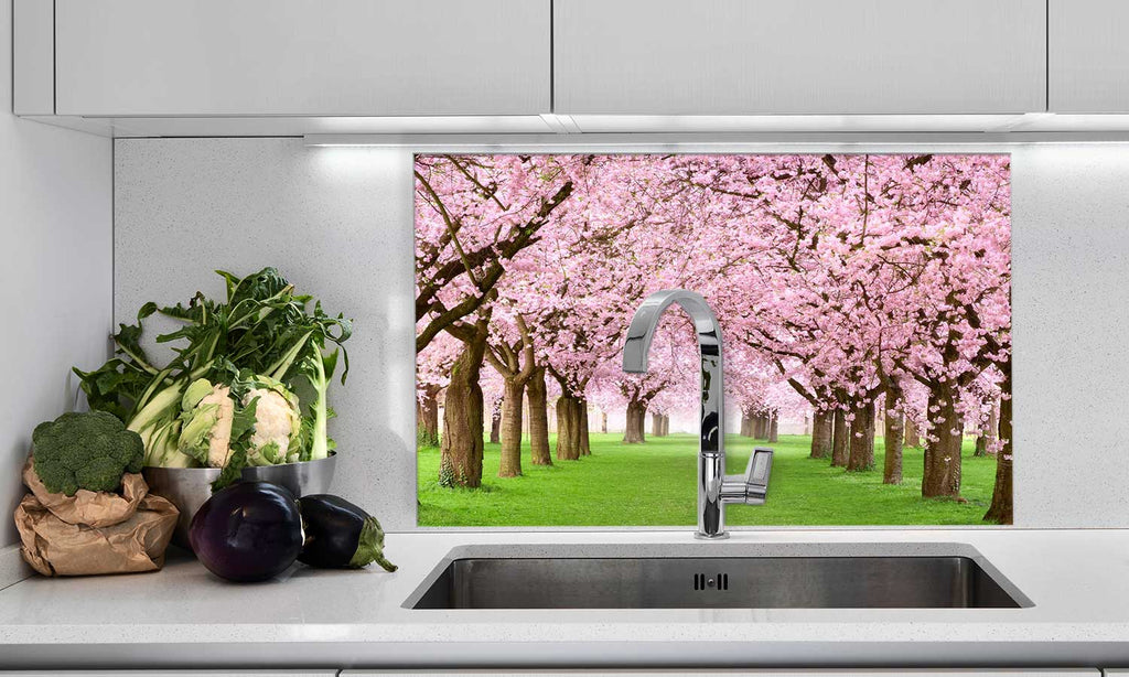 Zaštitnik od prskanja vodom Cherry trees, kaljeno staklo - KA009