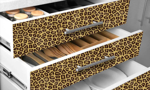 Samolepilna PVC folija za pohištvo- Leopard  PAT060