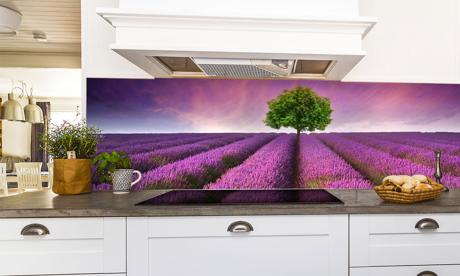 Kuhinjski paneli Stunning lavender field - Pleksi steklo - s tiskom za kuhinjo, Stenske obloge PKU0217
