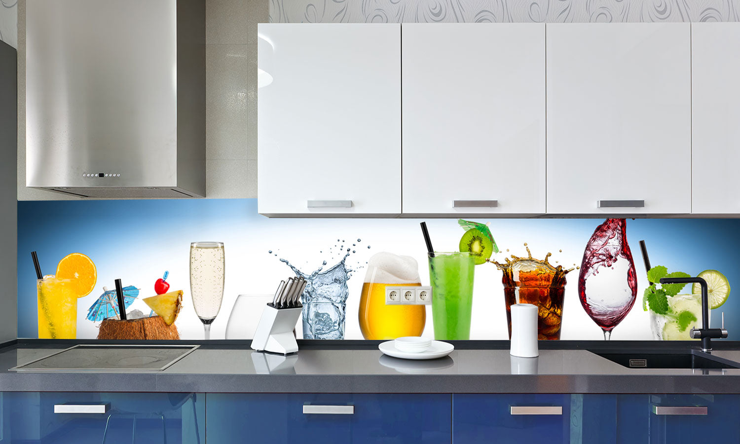 Kuhinjski paneli Ceverages - Stekleni / PVC plošče / Pleksi steklo - s tiskom za kuhinjo, Stenske obloge PKU0236 - Life-decor.si