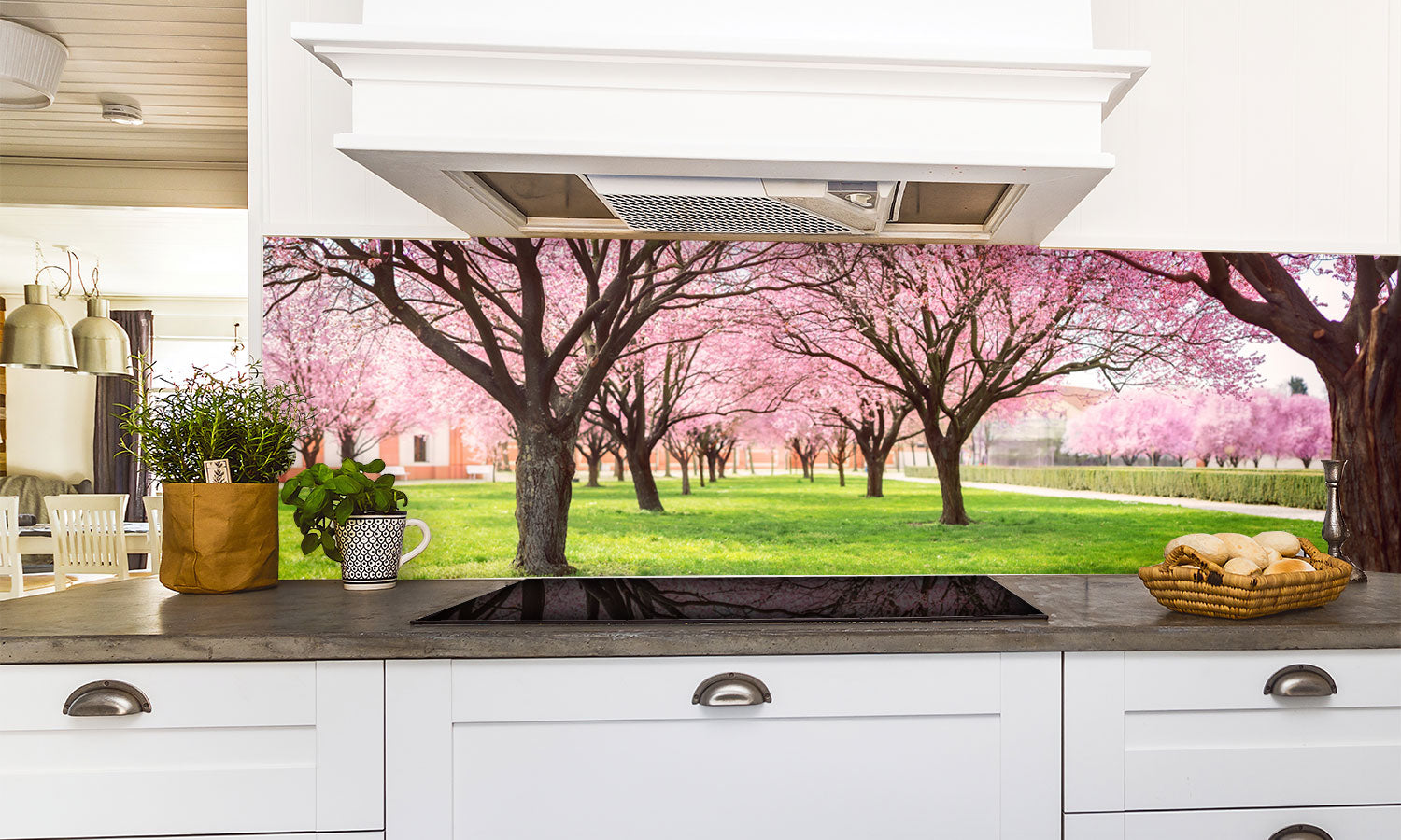 Kuhinjski paneli Cherry blossom trees Alley - Stekleni / PVC plošče / Pleksi steklo - s tiskom za kuhinjo, Stenske obloge PKU0295 - Life-decor.si