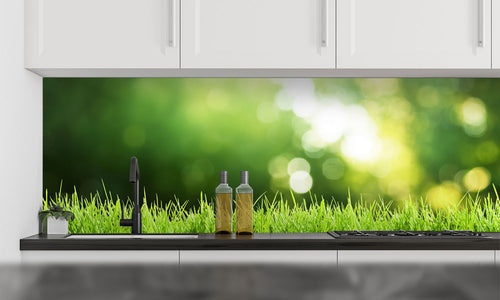 Kuhinjski paneli  Green grass - Stekleni / PVC plošče / Pleksi steklo - s tiskom za kuhinjo, Stenske obloge PKU0393 - Life-decor.si